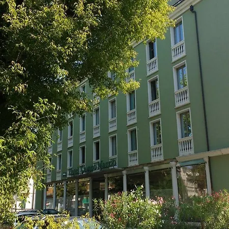מלון Campo Marzio 4*
